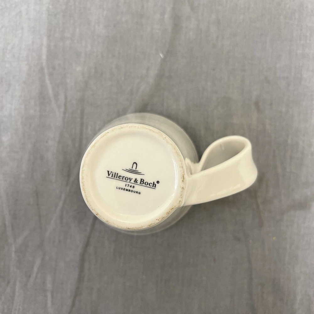 Villeroy Boch 1748 Luxembourg New Wave Mug Swirl Handle Cup White Porcelain 10oz - Picture 6 of 9